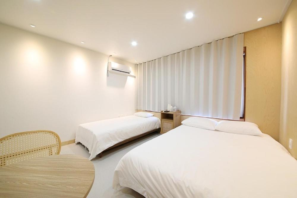 Gangneung Yeolmu Mansion Hotel Room photo